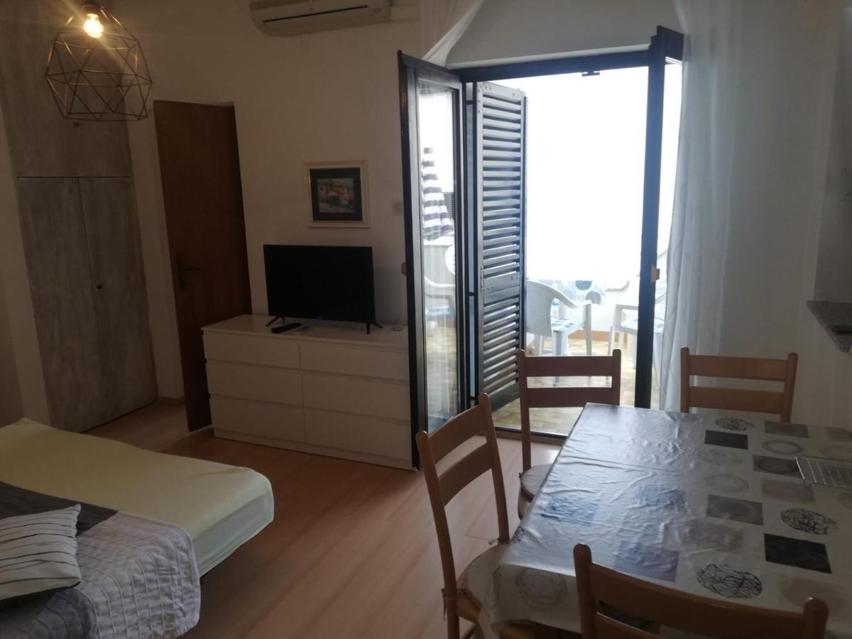 Appartamento Iva/Sepac 1 Krk Town Esterno foto